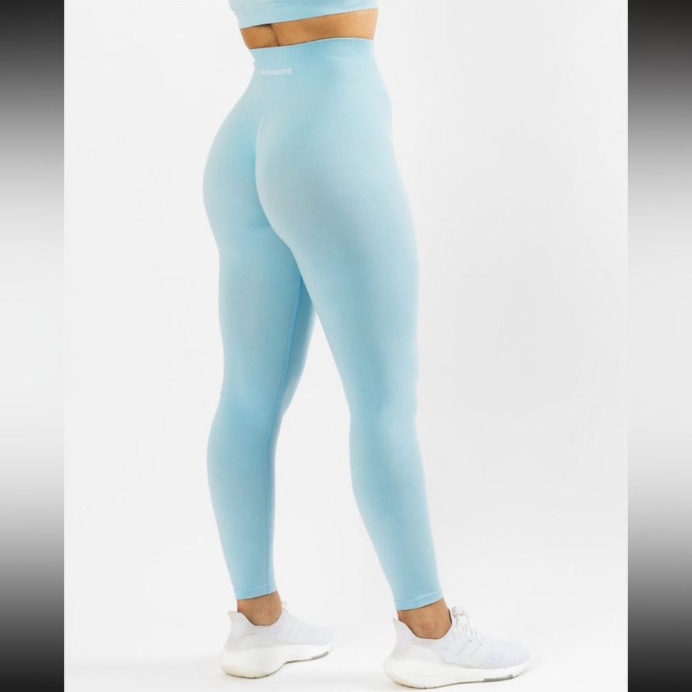 Arctic blue amplify